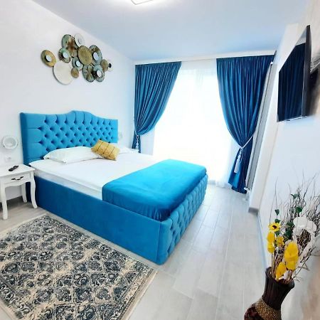 Apartament Rebeca Lux By Alezzi Beach Resort Năvodari Екстериор снимка