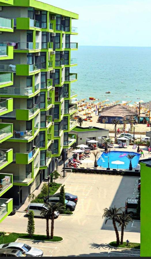 Apartament Rebeca Lux By Alezzi Beach Resort Năvodari Екстериор снимка