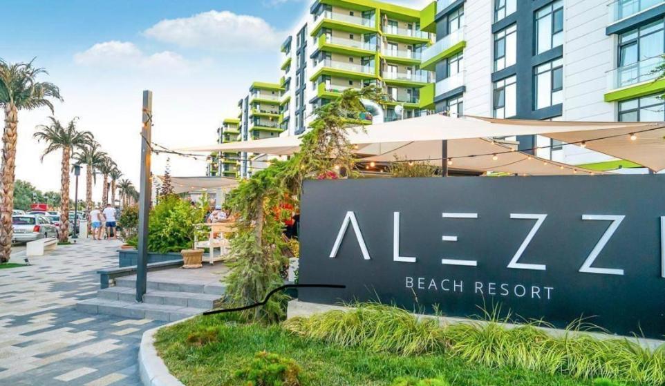 Apartament Rebeca Lux By Alezzi Beach Resort Năvodari Екстериор снимка