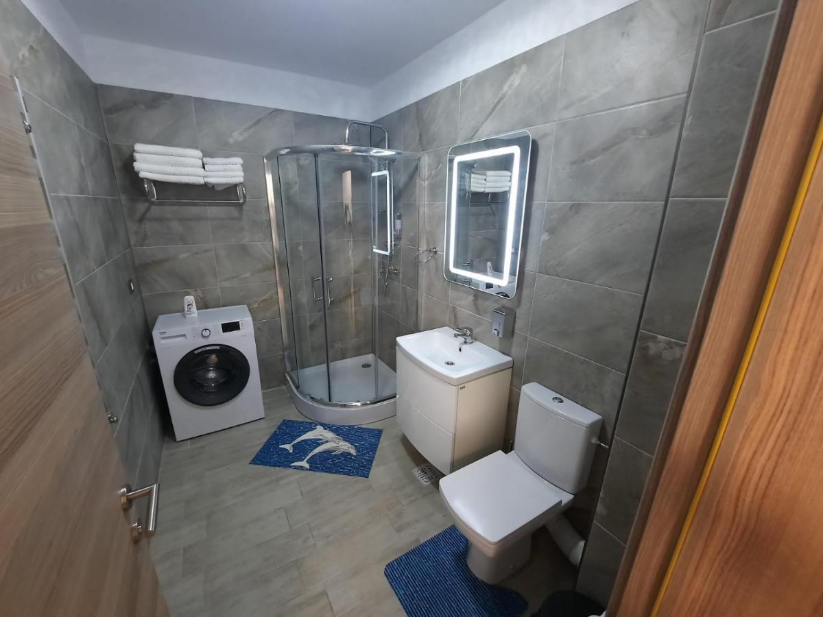 Apartament Rebeca Lux By Alezzi Beach Resort Năvodari Екстериор снимка