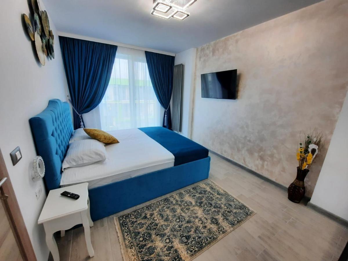 Apartament Rebeca Lux By Alezzi Beach Resort Năvodari Екстериор снимка