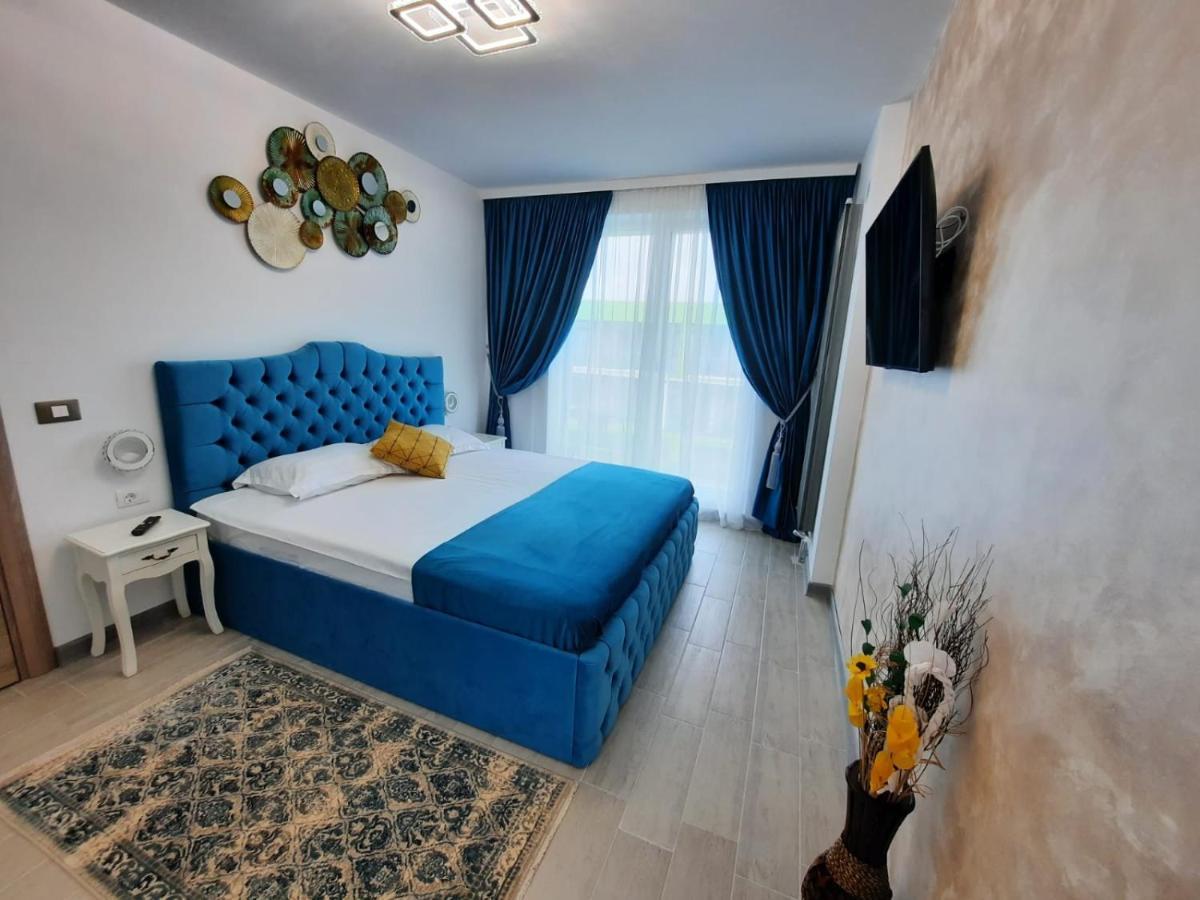 Apartament Rebeca Lux By Alezzi Beach Resort Năvodari Екстериор снимка