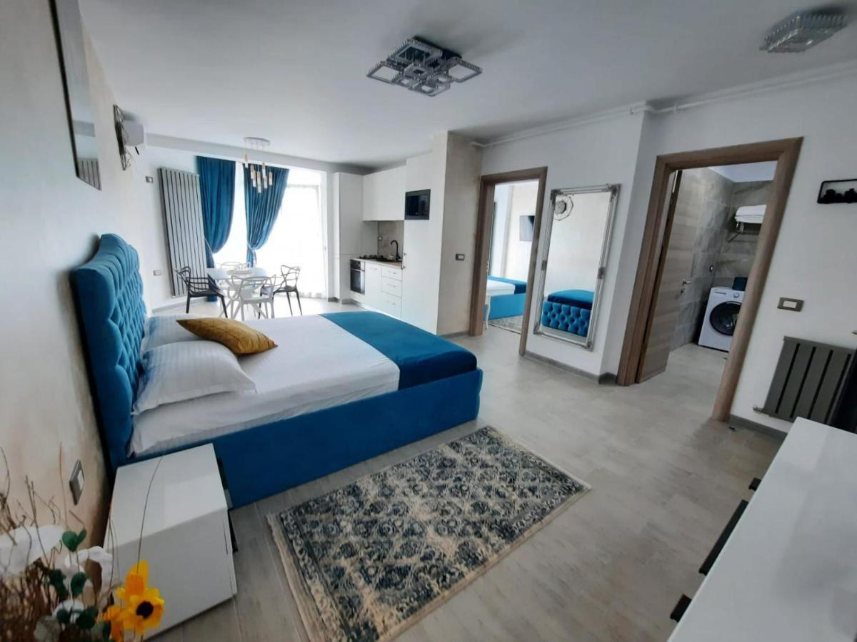 Apartament Rebeca Lux By Alezzi Beach Resort Năvodari Екстериор снимка