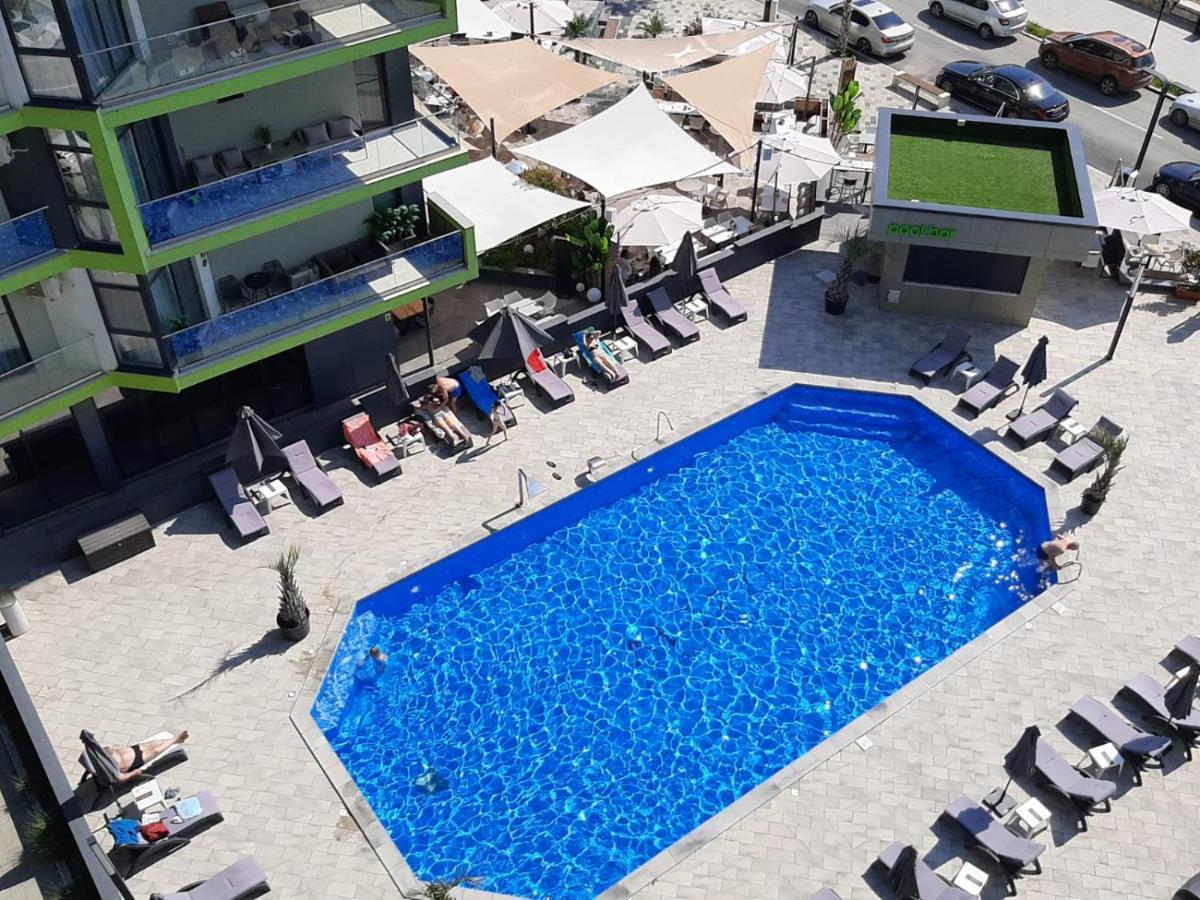 Apartament Rebeca Lux By Alezzi Beach Resort Năvodari Екстериор снимка
